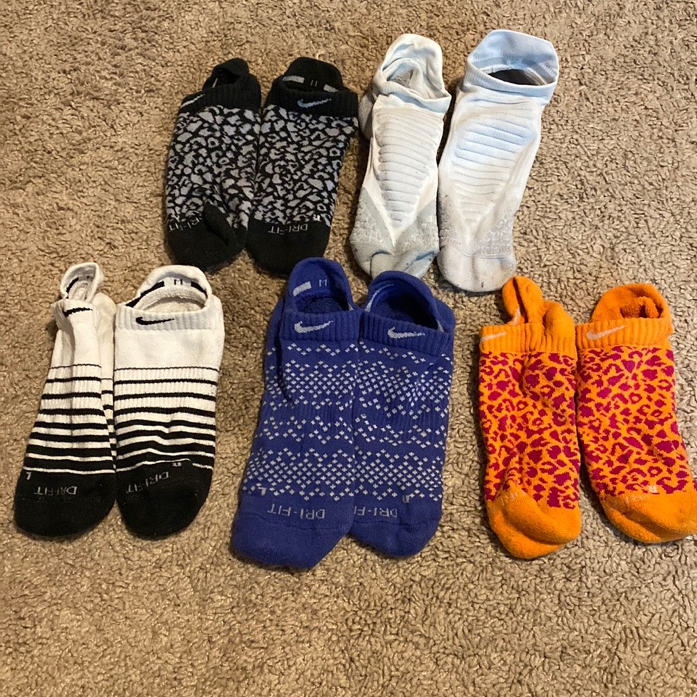 Nike dri-fit socks